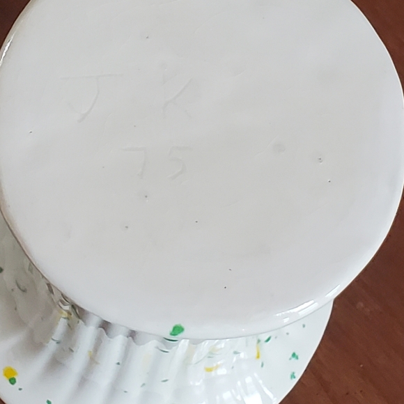 Vintage Off White Haeger Pottery Vase Dove Love Birds Fluted MCM Speckled 1975 - Picture 6 of 8